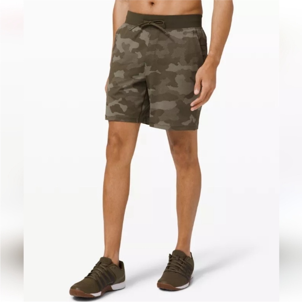 Lululemon T.H.E. Short 9" *Linerless Variegated Mesh Camo Max Dark Olive Large